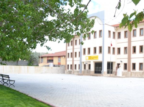 Topakkaya Şehit Sinan Kunduracı Mesleki ve Teknik Anadolu Lisesi Fotoğrafı